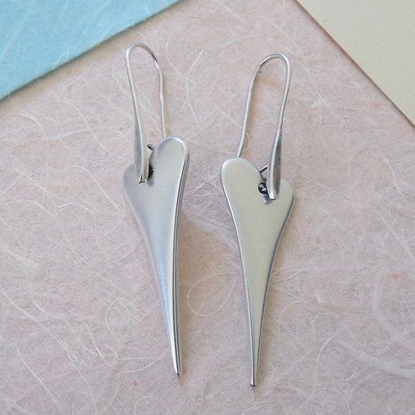 Pointed Heart Earrings In Silver