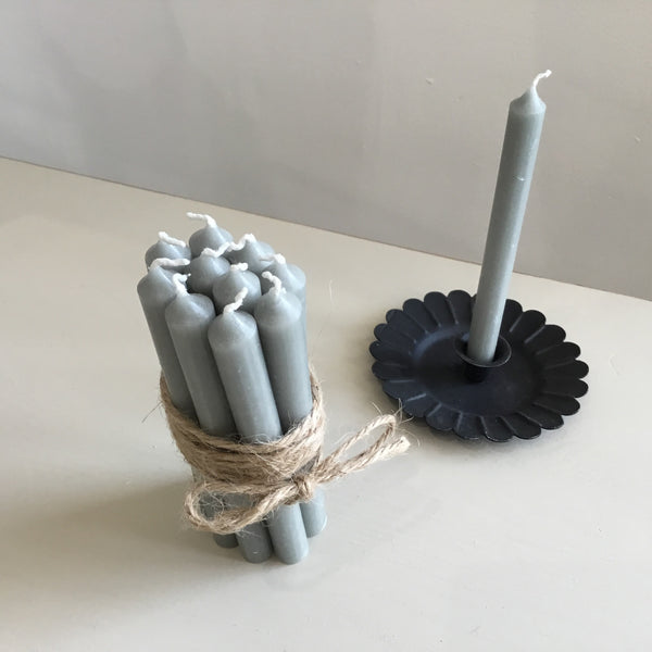 10 Grey Candlesticks