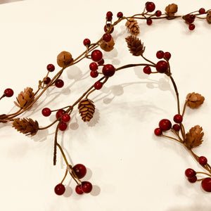 Berry and Pinecone Garland