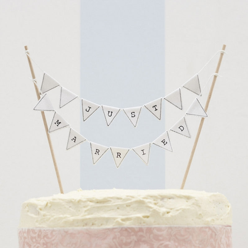 Just Married Cake Bunting